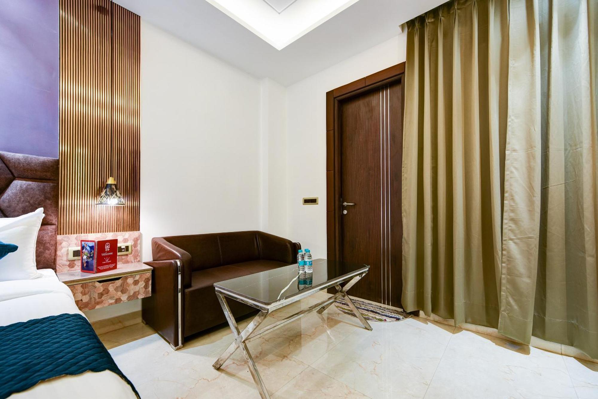 Hotel The Grand Plaza Noida Zewnętrze zdjęcie